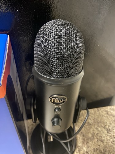 Blue Yeti Microphone - 第 2/11 張圖片