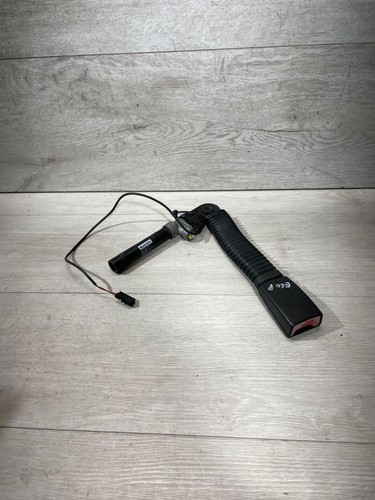 BMW 5 E60 E61 2008 Gurtschloss vorne 7065847 KAN8805