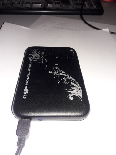 Portable Hard Disk in case: Toshiba MK3265GSX 320G in case with USB 2.0 cable - Picture 2 of 7