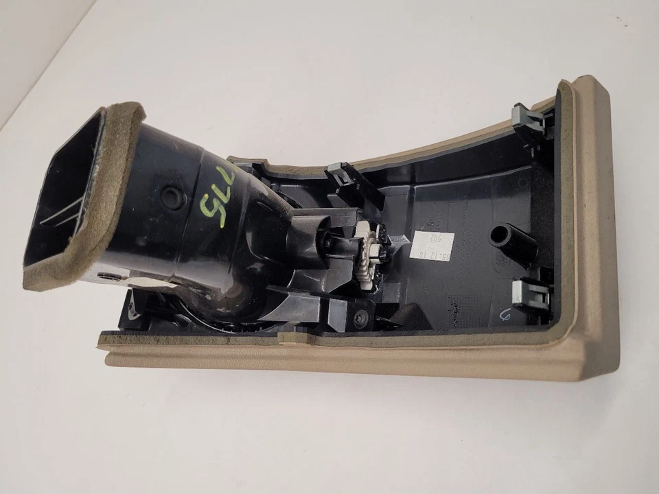 2010-2016 LAND ROVER LR4 RH RIGHT OUTER DASH VENT LR018520    Foto 4 de 4