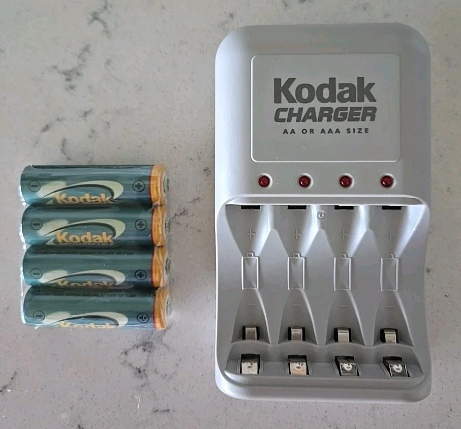 柯达 K605 高级数码相机套件 带镍氢电池充电器 & 外壳 - 开箱 — 第 4/4 张图片