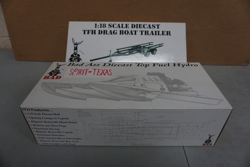 Lancha rápida y remolque Hydro Spirit of Texas 1/18 BAD Ass Top Fuel (14258) - Imagen 1 de 11