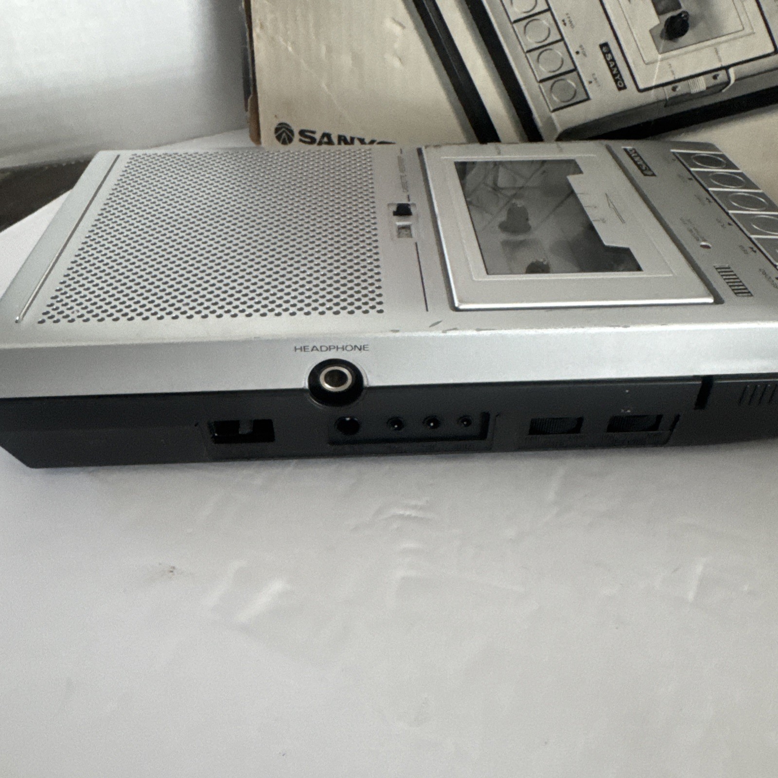 Vintage Sanyo Slim 5 Tape Cassette Recorder No Power Cord Working