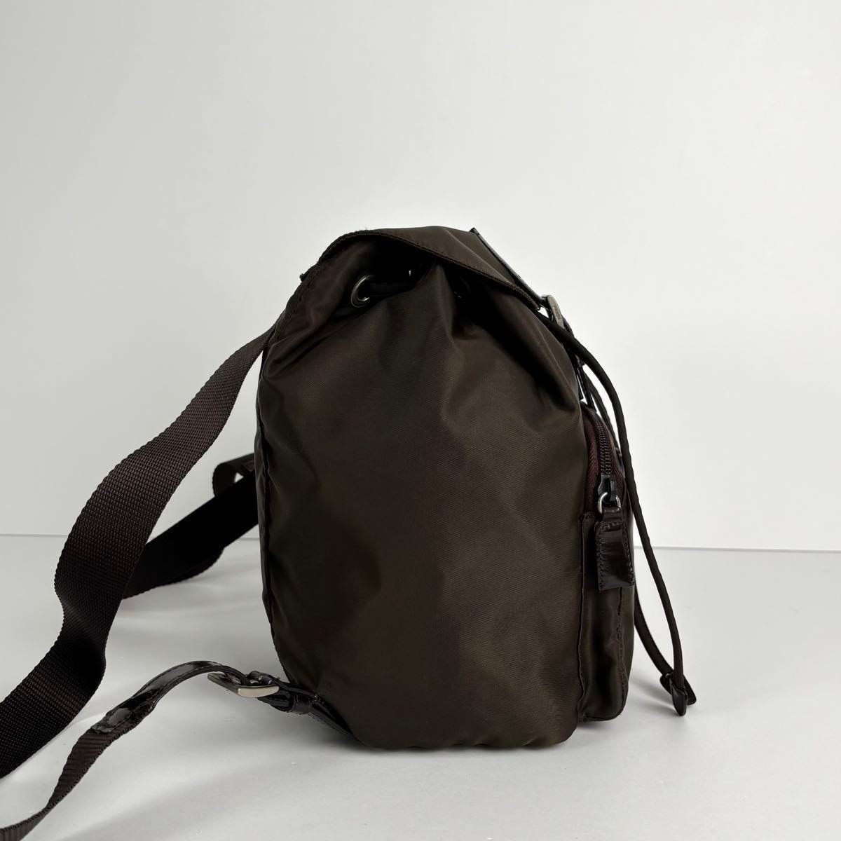 Excellent condition PRADA triangular logo backpac… - image 4