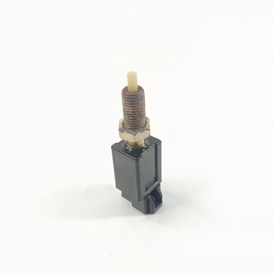 12035500 | Brake Stop Light Switch Fits For Suzuki Grand Vitara 1999 - 2002 - Image 4 of 4