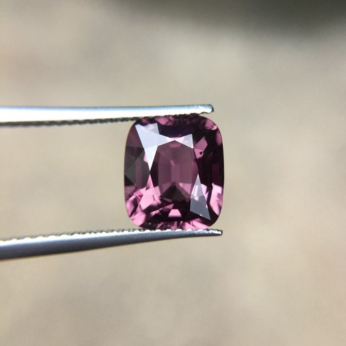 Cojín natural GLC 3,47ct espinela púrpura sin tratar Myanmar - Imagen 5 de 8