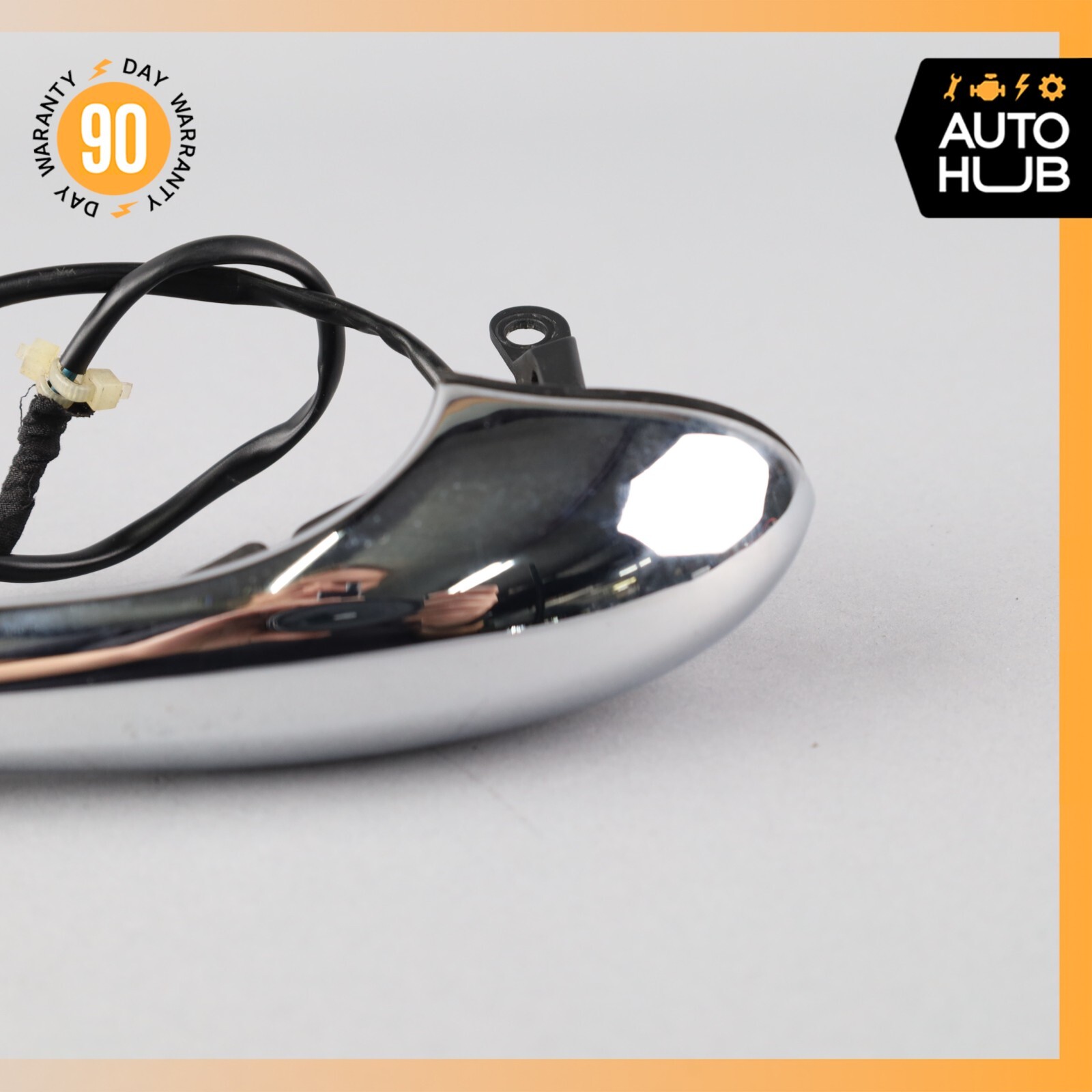 08-19 Maserati GranTurismo M145 Front Left Side Door Handle Chrome OEM