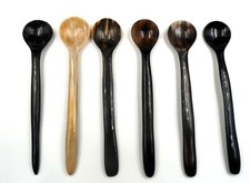 6 cuillères à café, thé, chocolat... en corne de zébu bio de Madagascar 14 cm