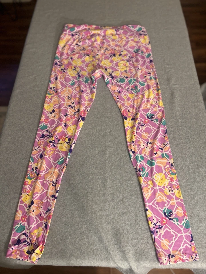 Leggings TC LuLaRoe - Diseño Floral Rosa y Amarillo (NUEVOS) Foto 2 de 4