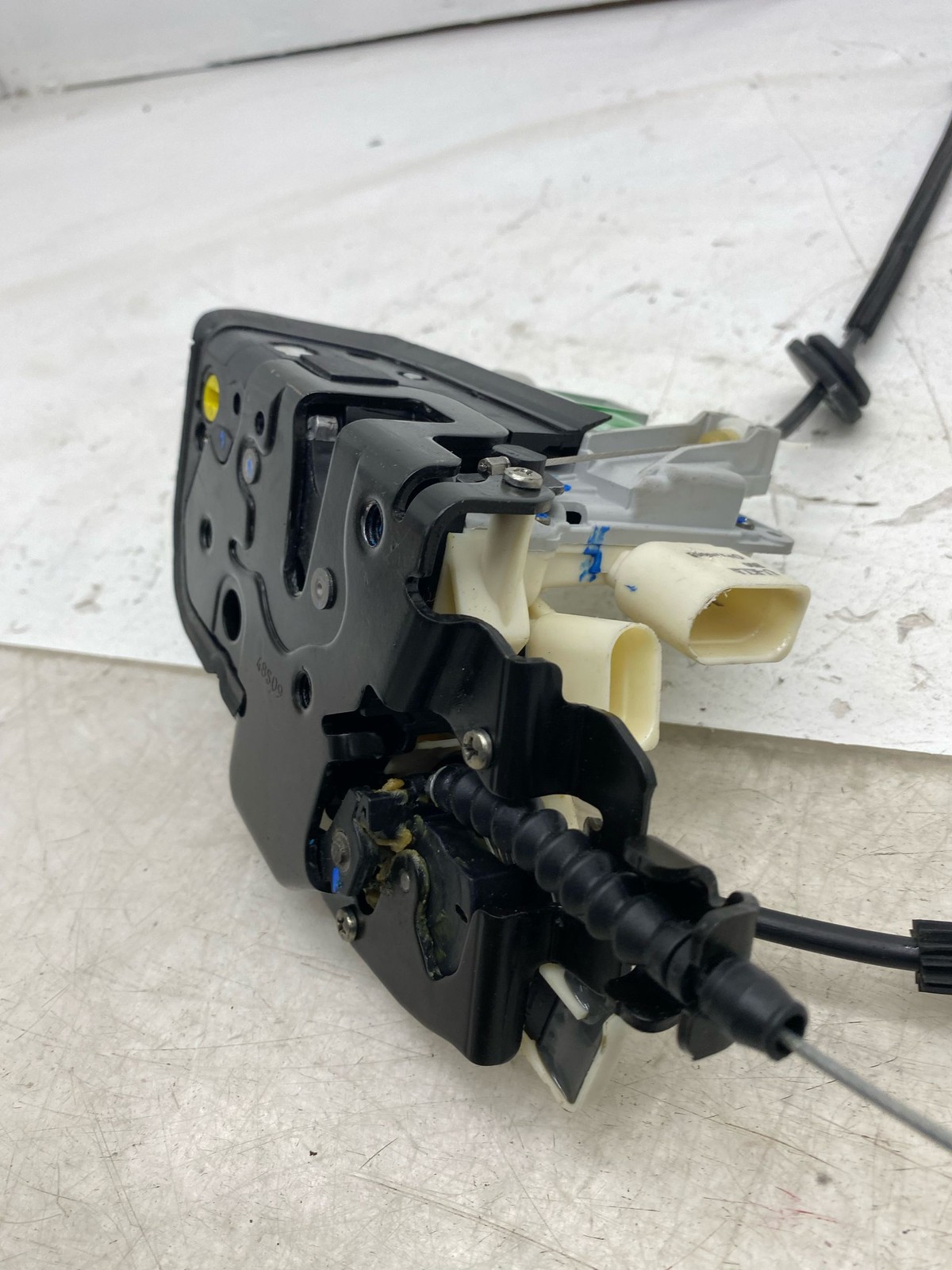2010-2020 BENTLEY MULSANNE REAR LEFT DRIVER DOOR LATCH LOCK ACTUATOR 3Y0839013
