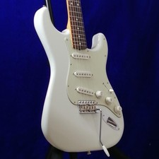 Guitarra Eléctrica FENDER Hecha en Japón Tradicional Años 60