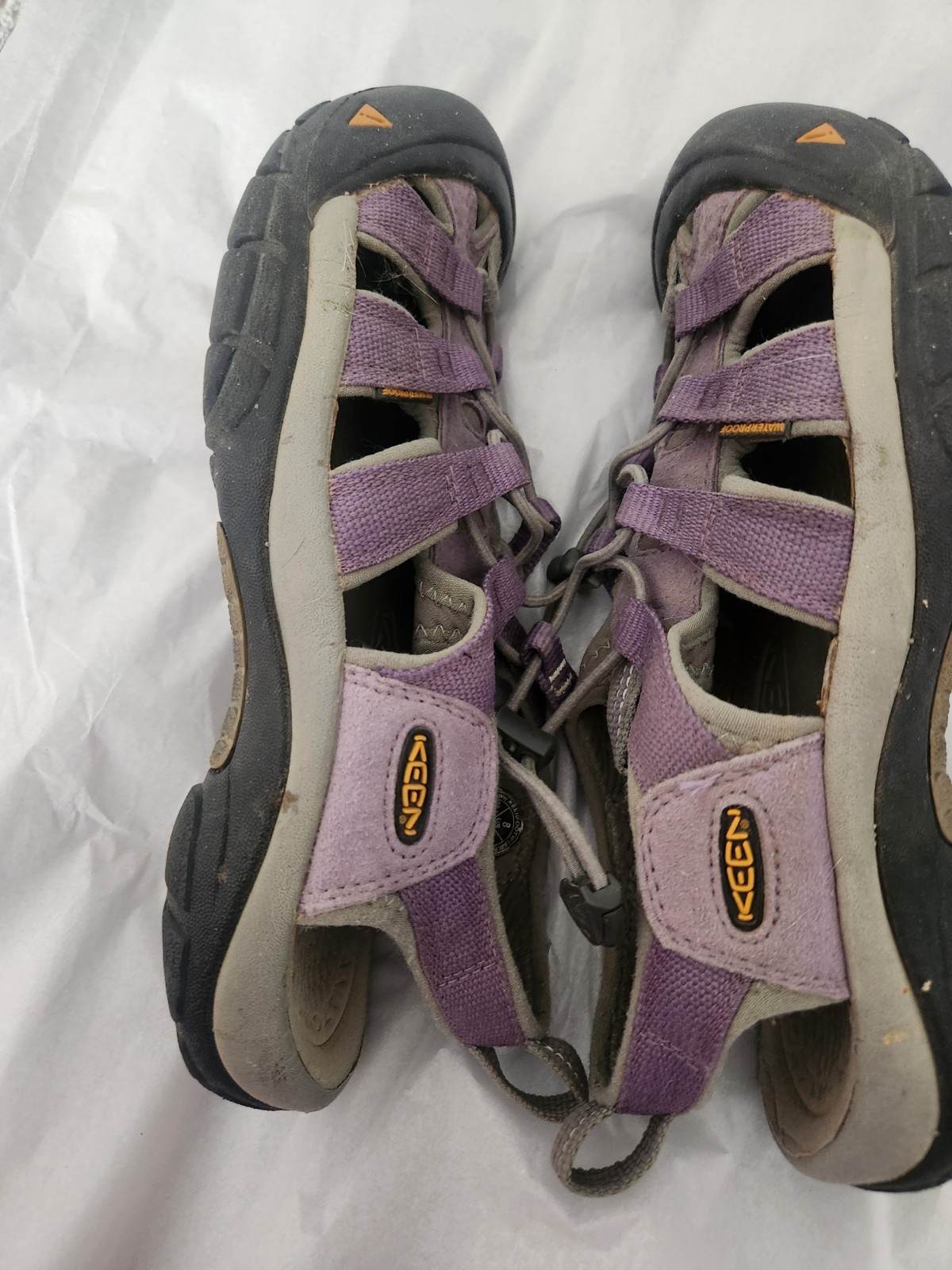 Sandali donna viola Keen taglia 8