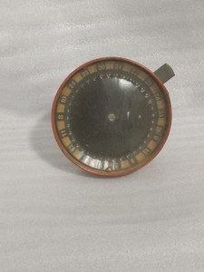 VINTAGE 3 1/2"  METAL ROULETTE SPINNER GAME