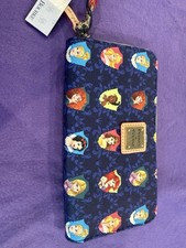 2018 Disney Donkey Run Disney princess Wallet New With Tags