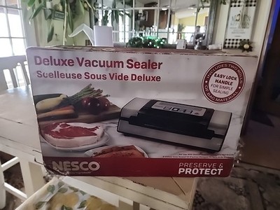 NESCO Deluxe Vacuum Sealer