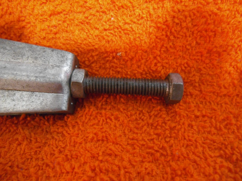 川崎 EX250 NINJA 链条调节器 33040-1004 EX250R EX 250 86 - 07 jh — 第 4/4 张图片