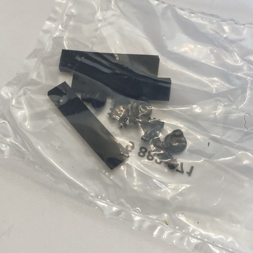 2016 - 2023 BMW X1 LICENSE PLATE BRACKET MOUNT OEM NEW WITH SCREWS - Bild 4 von 9