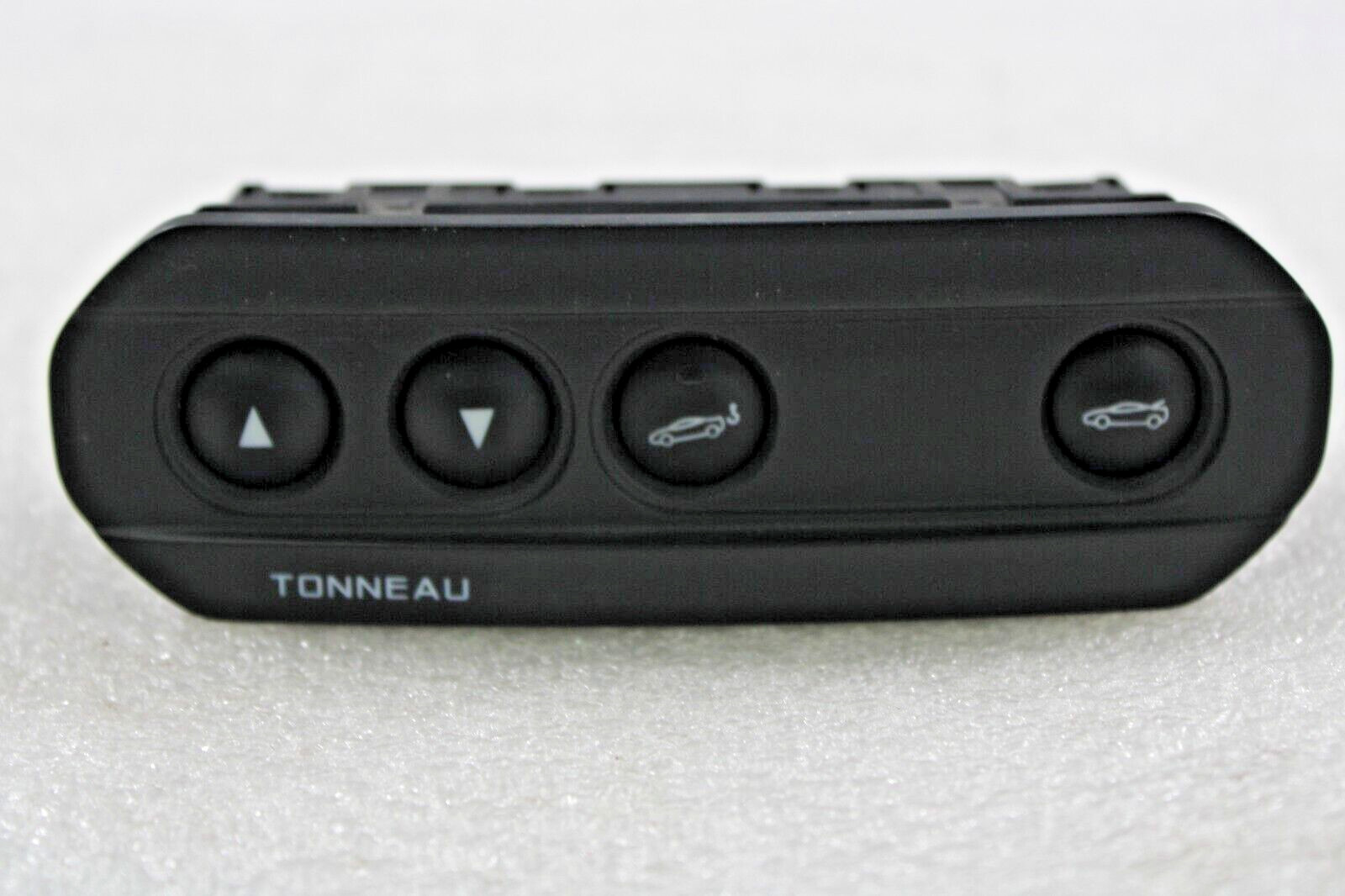 Mclaren MP4-12C, Tow Tonneau Control Switch Pack, Used, P/N 11M1086SP