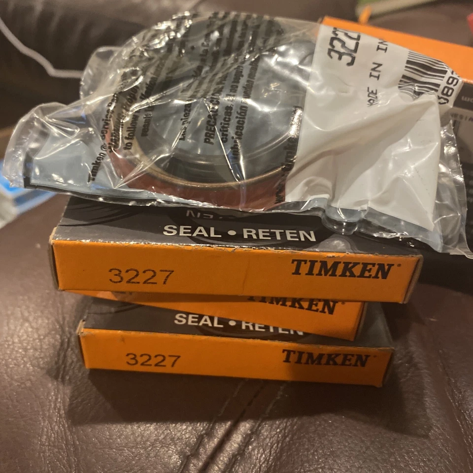 Automatic Transmission Torque Converter Seal-Oil Pump Seal 3227 - Image 2 of 3