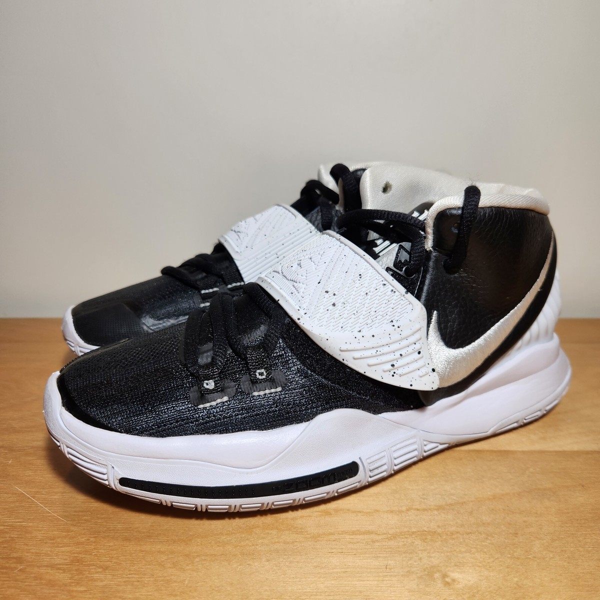 Men Women Nike Kyrie Team Basketball Shoes Black White
