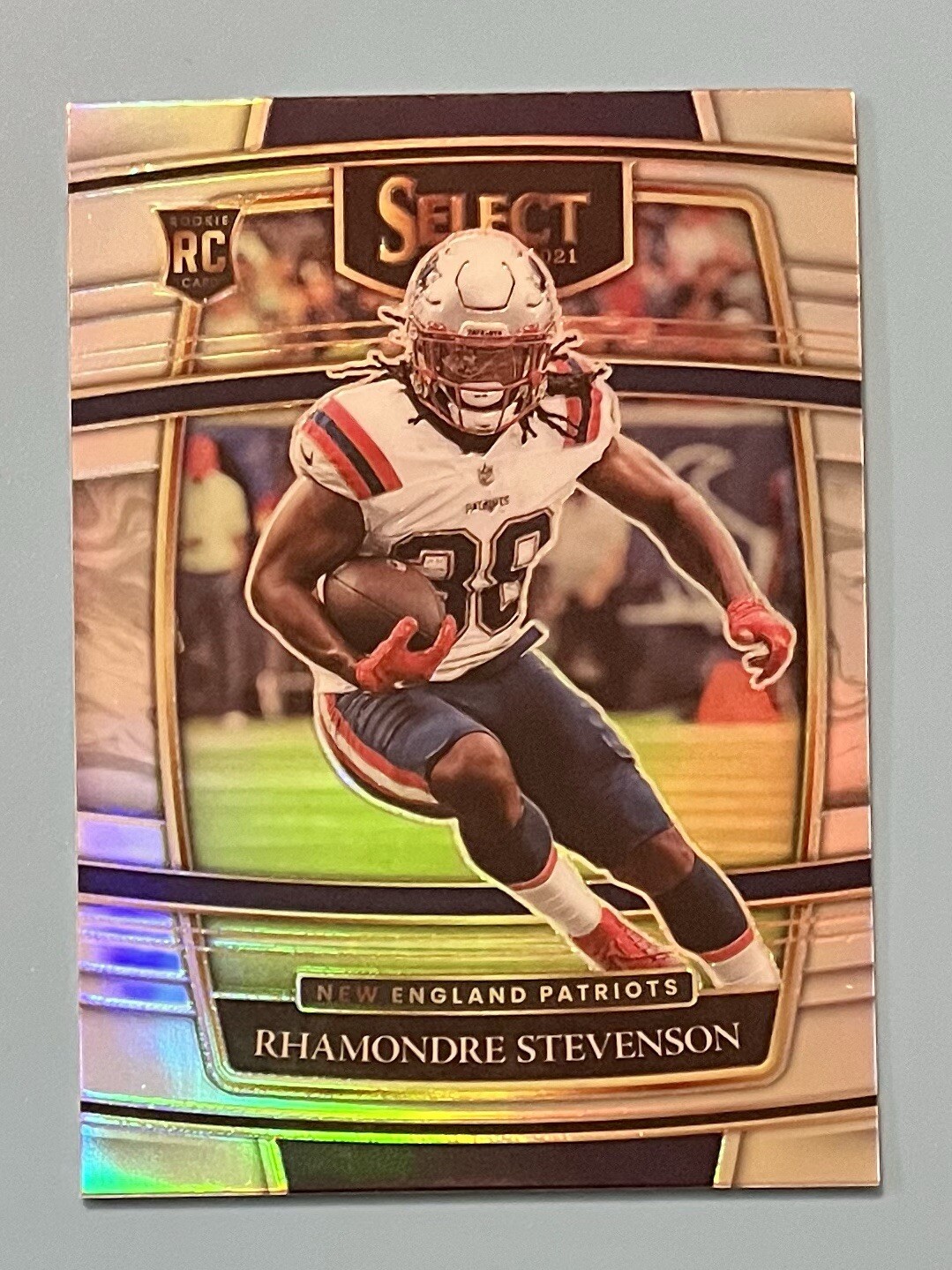 Rhamondre Stevenson 2021 Panini Select Concourse Silver Prizm #75 RC Patriots