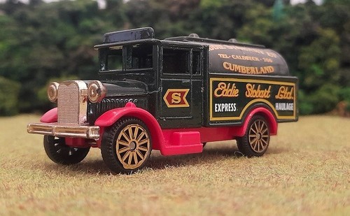 * 1/64 * Corgi Special Edt * Eddie Stobart Ltd * Truck Keyring Set * BOXED * - Picture 5 of 11