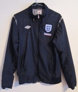 umbro track top