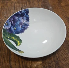 Portmeirion . Eden Flowers . 9” . COUPE SOUP BOWL . Primula . Serving