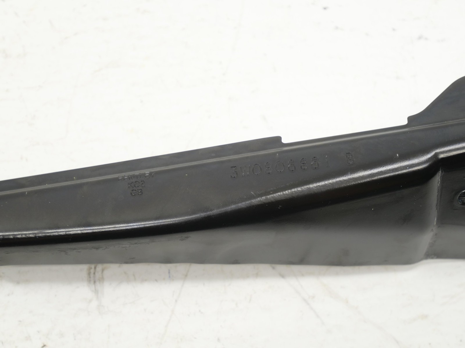 2005 Bentley Continental GT Front Cowl Bracket Reinforcement Shield Cover 2 OEM