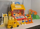 Vintage Fisher‑Price Little People Schoolhouse #2550 (1988)