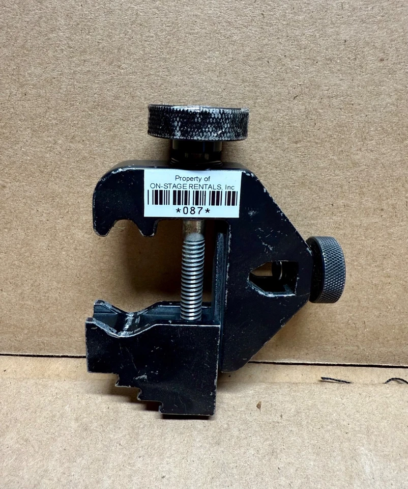 SHURE BETA 98 CARDIOID DIAPHRAGM CONDENSER DRUM MICROPHONE W/ GOOSENECK CLAMP - Image 4 of 4