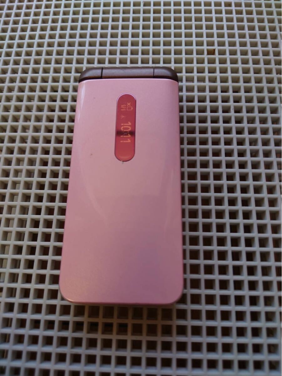 Kyocera KYF31 Pink Gratina 4G LTE Flip Phone Unlocked au Mobile