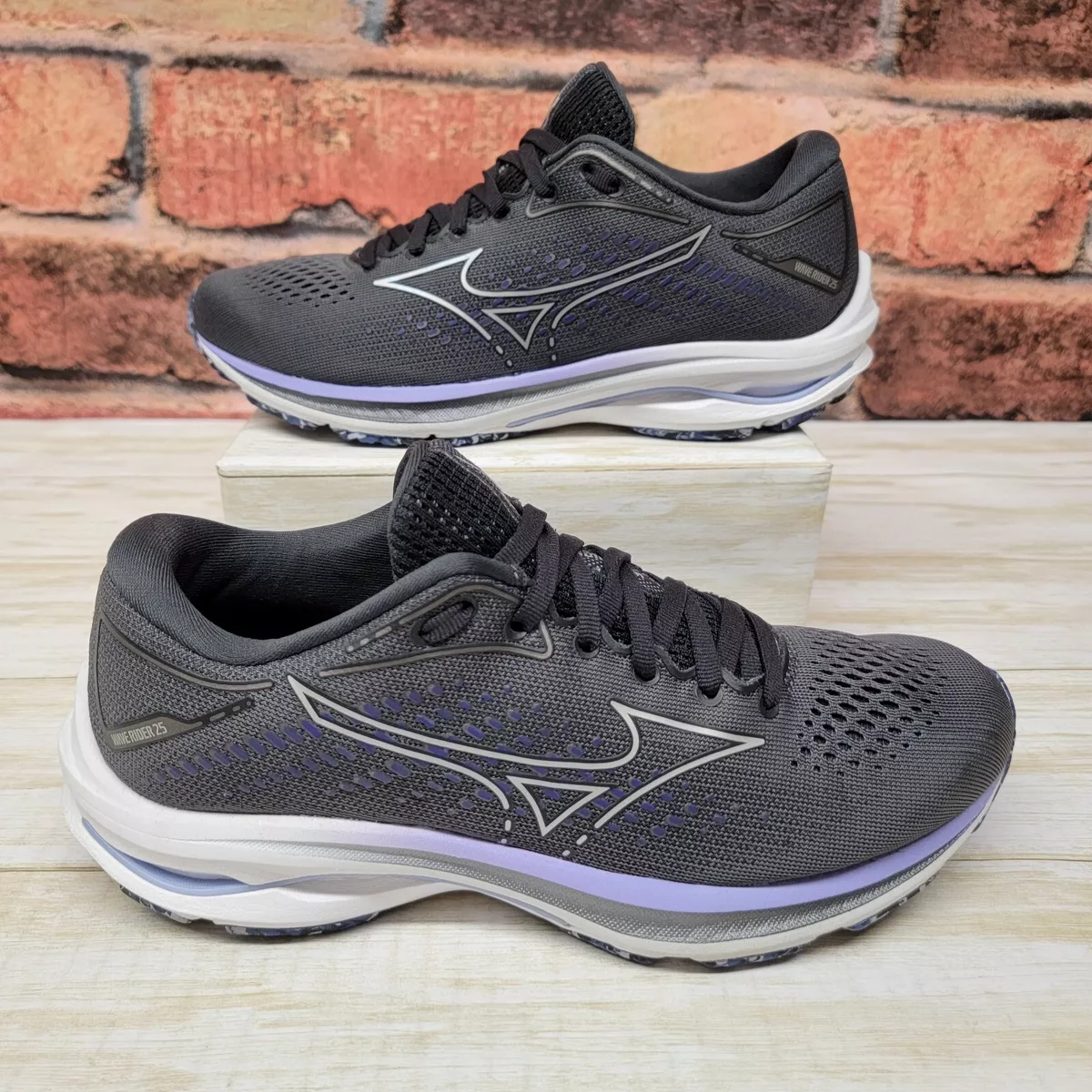 Mizuno wave rider womens size 7 deals