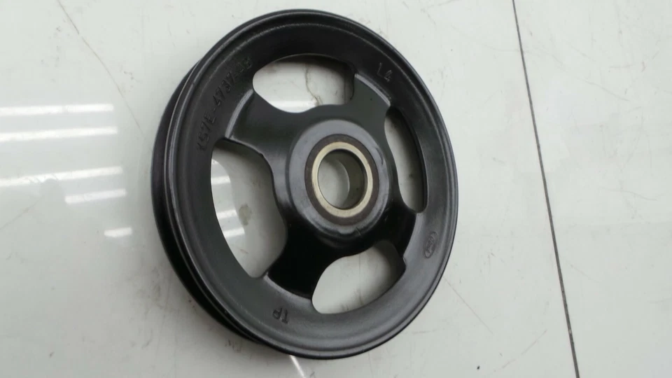 Polea bomba agua Ford Mondeo MK3 Transit MK6 2.0 DI diésel F3FA XS7E-4737-AB Foto 2 de 4