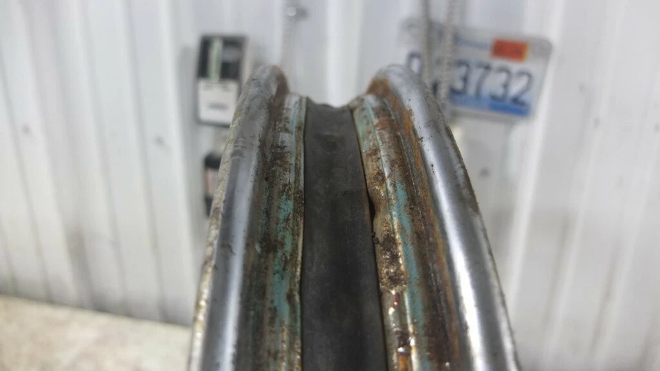 Llanta trasera 69 Yamaha YDS6 Y DS6 250 Foto 4 de 4