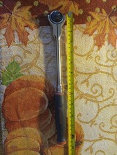 Snap-on 38 Drive 13 Long Round Swivel Head Ratchet Fhnf100 Snap-on 38 Drive 13 Long Round Swivel Head Ratchet Fhnf100