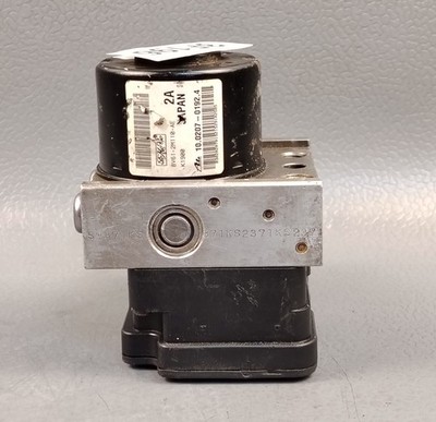 2010 2013 MAZDA 3 AXELA ABS ANTI BRAKE LOCK ACTUATOR MODULE 8V61