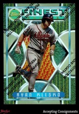 1995 Finest Refractors #8 Ryan Klesko w/ Protector BRAVES