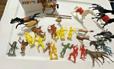 Vintage 1960s 1970s Plastic Cowboys Indians Soldiers Horses mixed lot diff coo