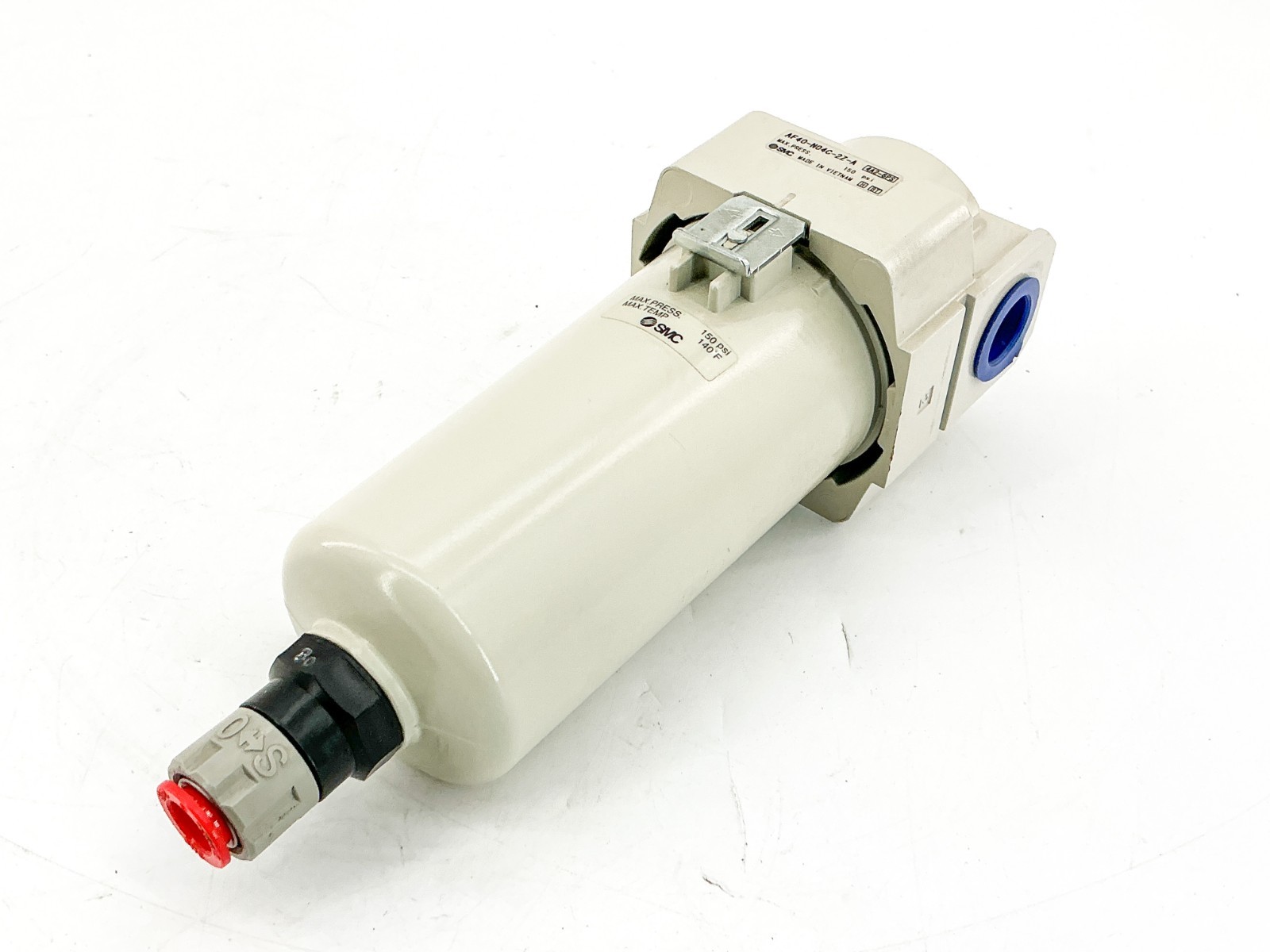 New SMC AF40-N04C-2Z-A Pneumatic Filter 150PSI 1/2" NPT - No Box