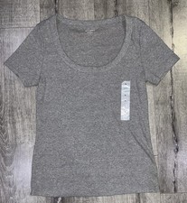 NWT Old Navy Women  s Gray Round Neck Short Sleeve T Shirt Size L  782