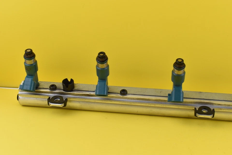 ✅ Riel de inyección de motor OEM 2010-2015 Volvo XC60 S80 3,0 L 3,2 L 6G9N-9H487-AH Foto 2 de 4