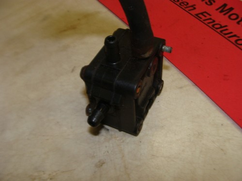Tecumseh Enduro VT 22hp tvt691 oem Walbro fuel gas pump - Picture 7 of 8