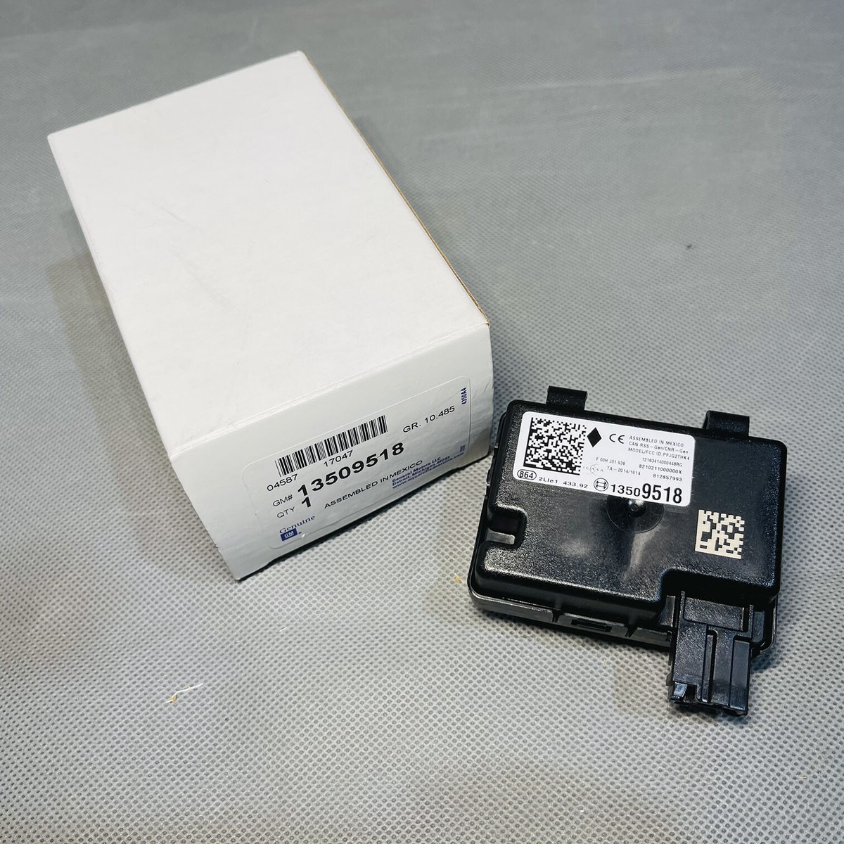 【Y】様 OE GENUINE RECEIVER LOCK CONTROL MODULE For Chevy Cruze