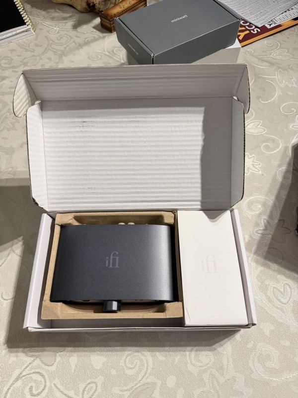 iFi Audio Zen DAC Desktop Digital Analogue Convertor Headphone Amplifier