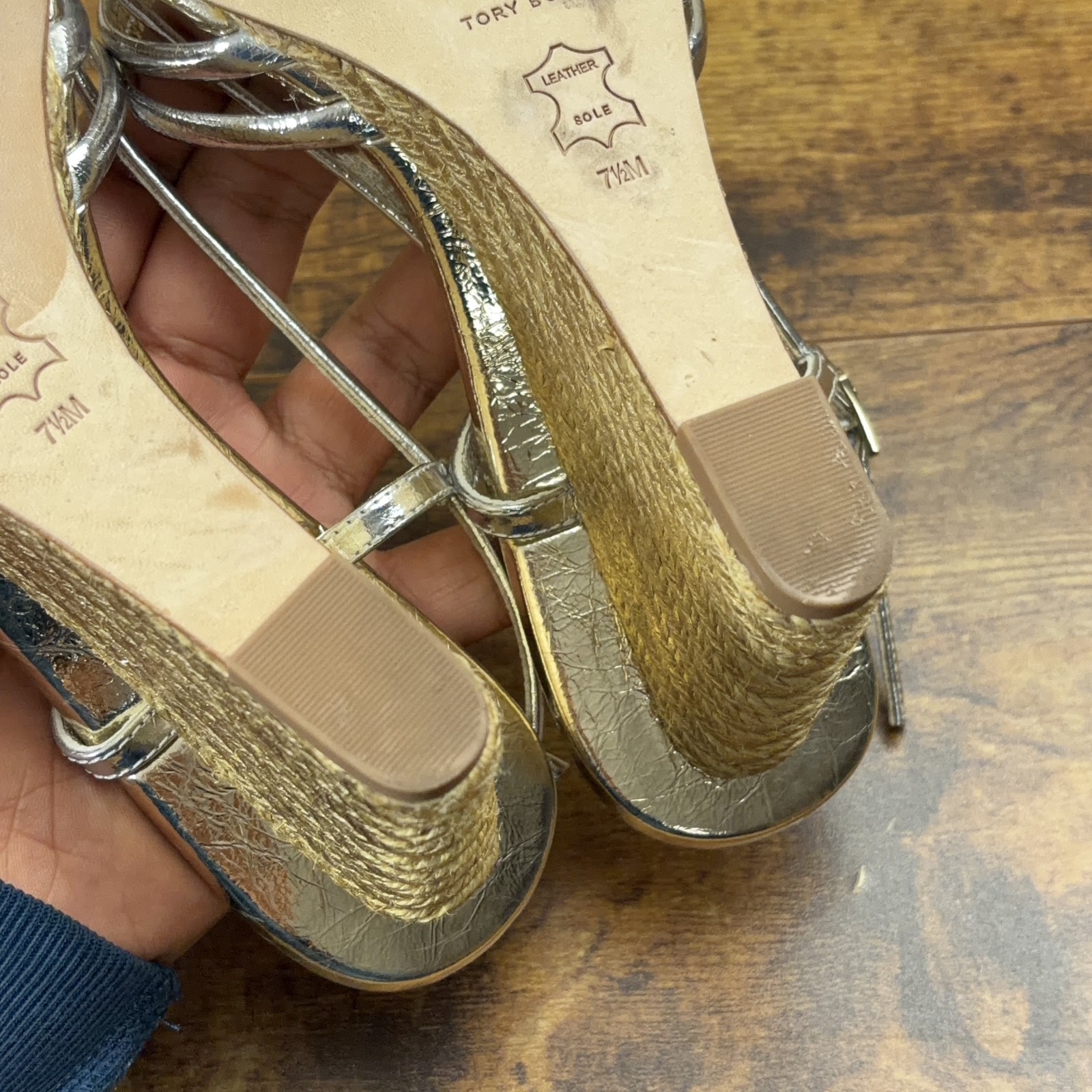 Tory Burch Espradille Wedge Sandals Womens Size 7.5M Mettalic Silver Gold thumbnail 17