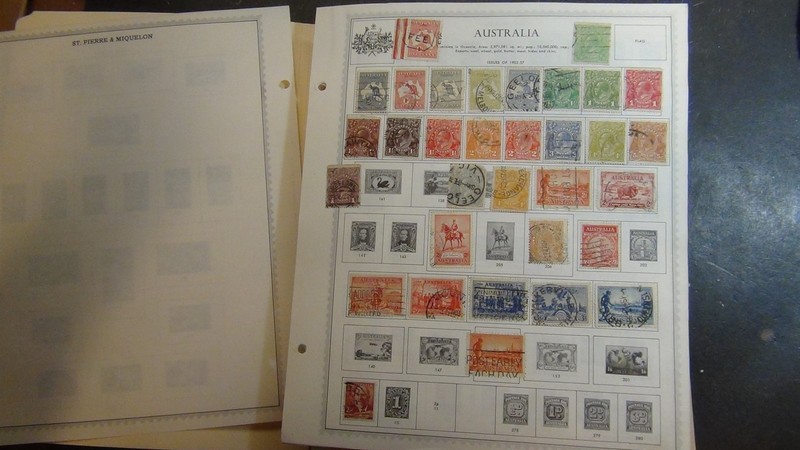 Stampsweis Australia stamp collection on stock and pages est 600 - 700 stamps 