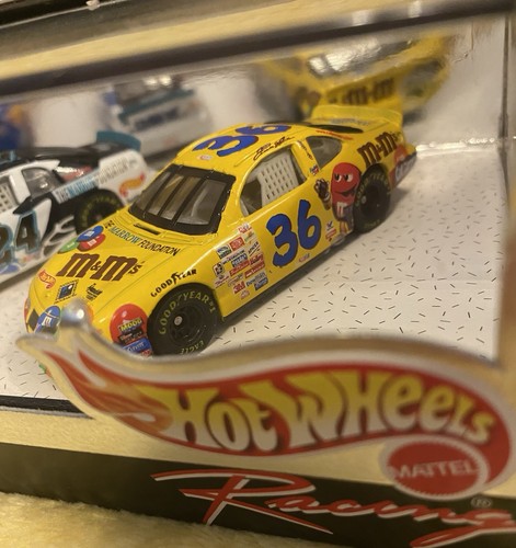 1999 Hot Wheels Racing Hendrick Marrow Program #26360 Limited Ed. Die-cast Cars - Picture 7 of 15