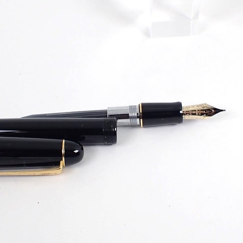 PILOT Fountain Pen, 14K Nib, Black x Gold / j184-2 - Afbeelding 8 van 11