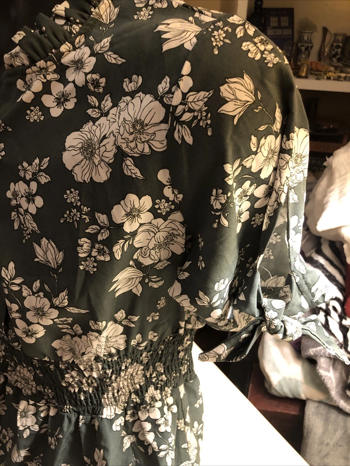 OFF WHITE Abito floreale J for Justify estate autunno. Taglia L misto cotone verde e bianco sporco